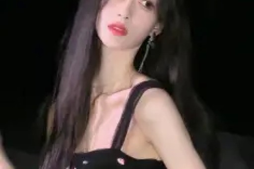 被禁关活该！140万美女网红摆拍被央媒怒批目前仍未道歉